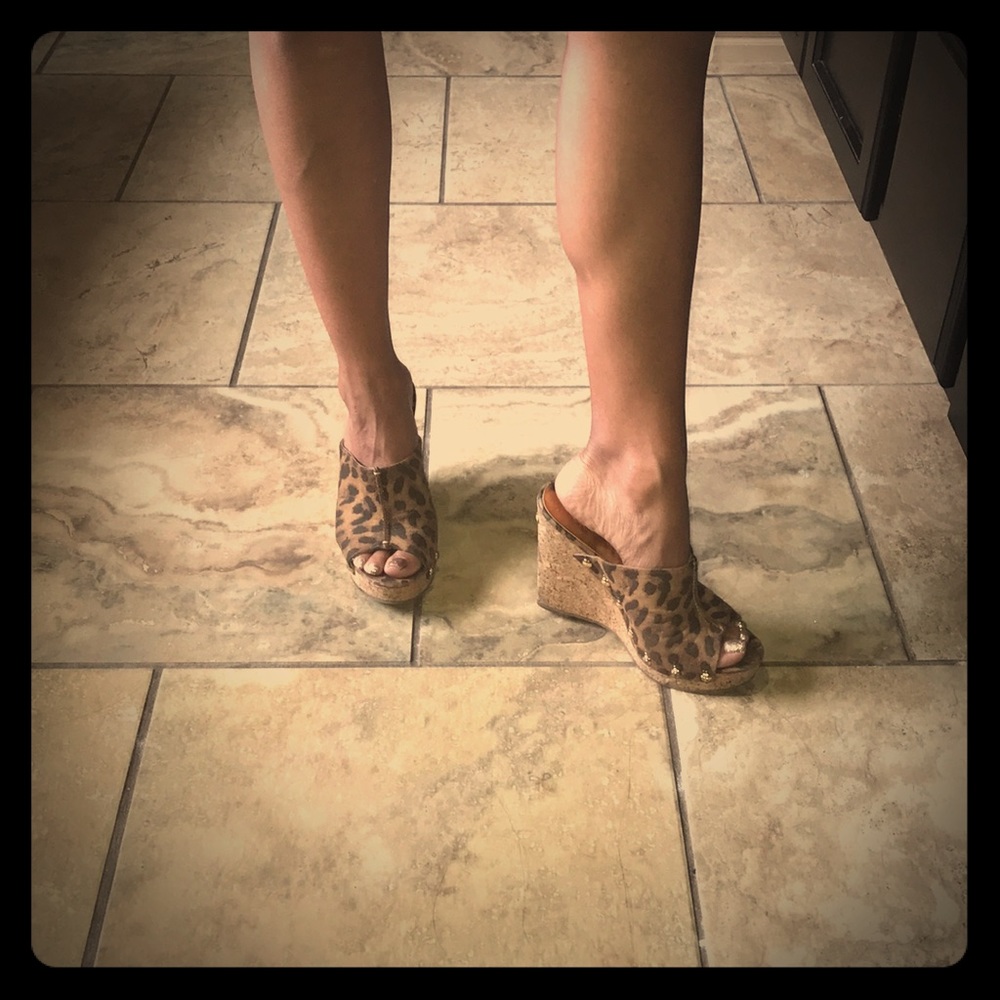 6 1/2 leopard wedge heels